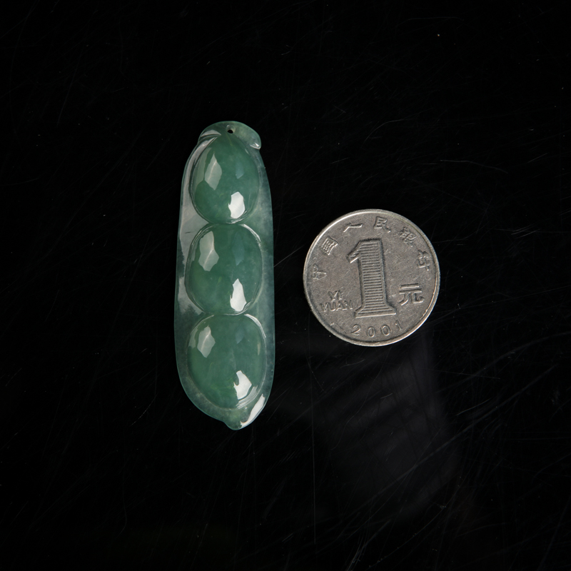 天然翡翠连中三元吊坠-红掌柜