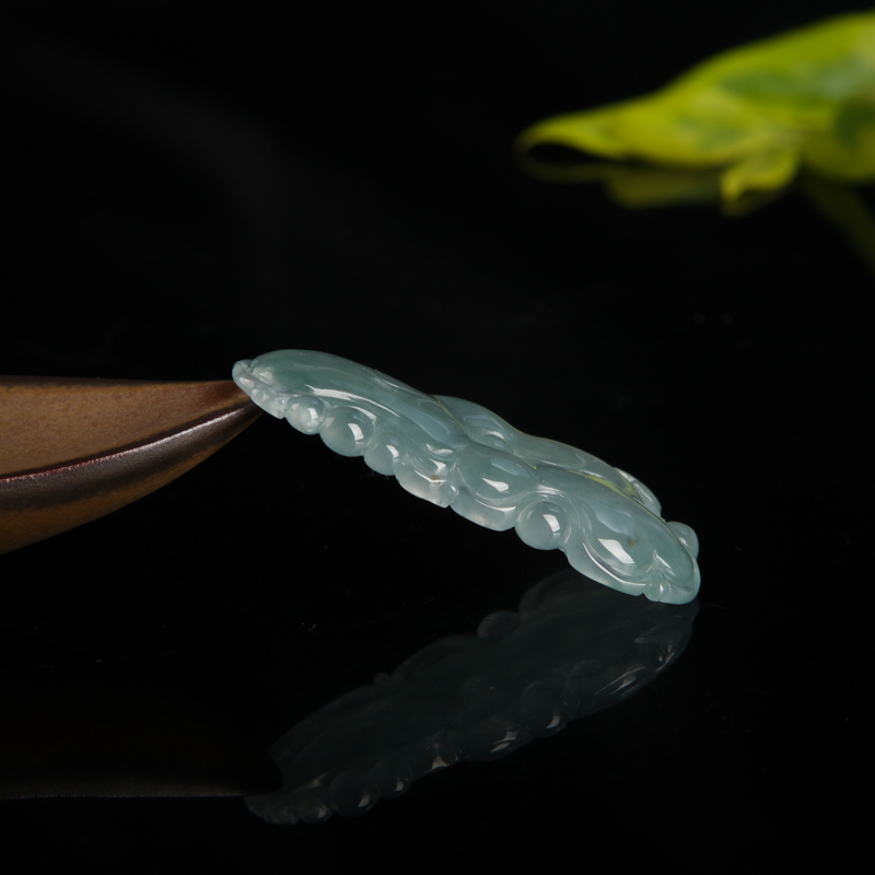 天然糯冰种飘花翡翠和和美美吊坠-红掌柜