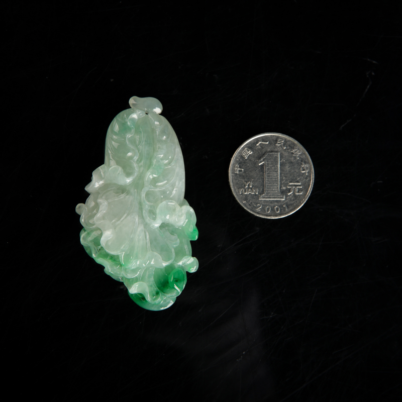 豆种飘翠翡翠百财吊坠-红掌柜