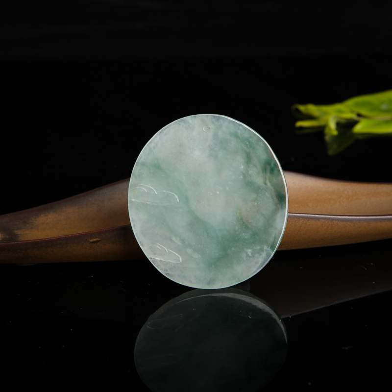 缅甸天然飘花翡翠蝶恋花吊坠-红掌柜