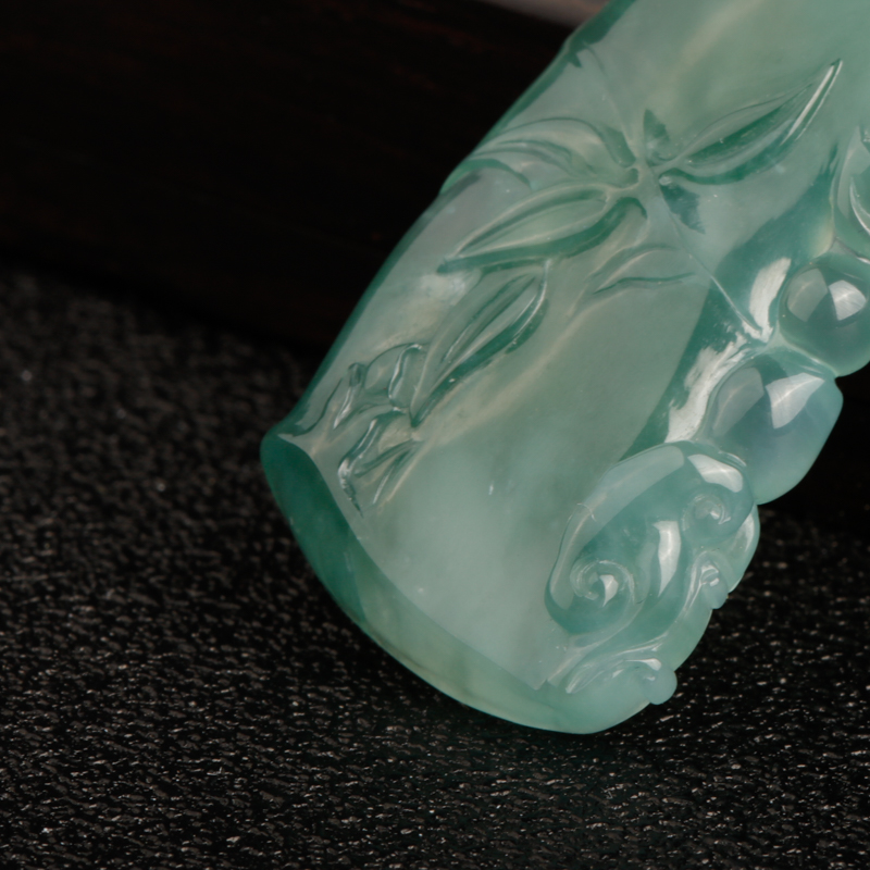 糯冰种蓝绿翡翠节节高吊坠 - 红掌柜