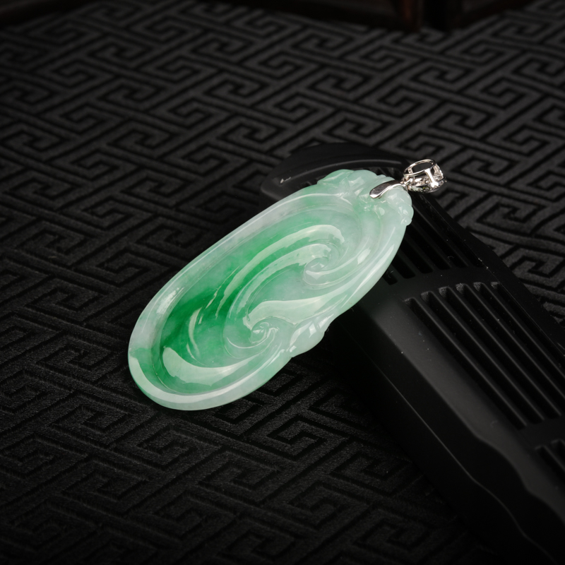 缅甸糯种飘翠翡翠如意吊坠-红掌柜