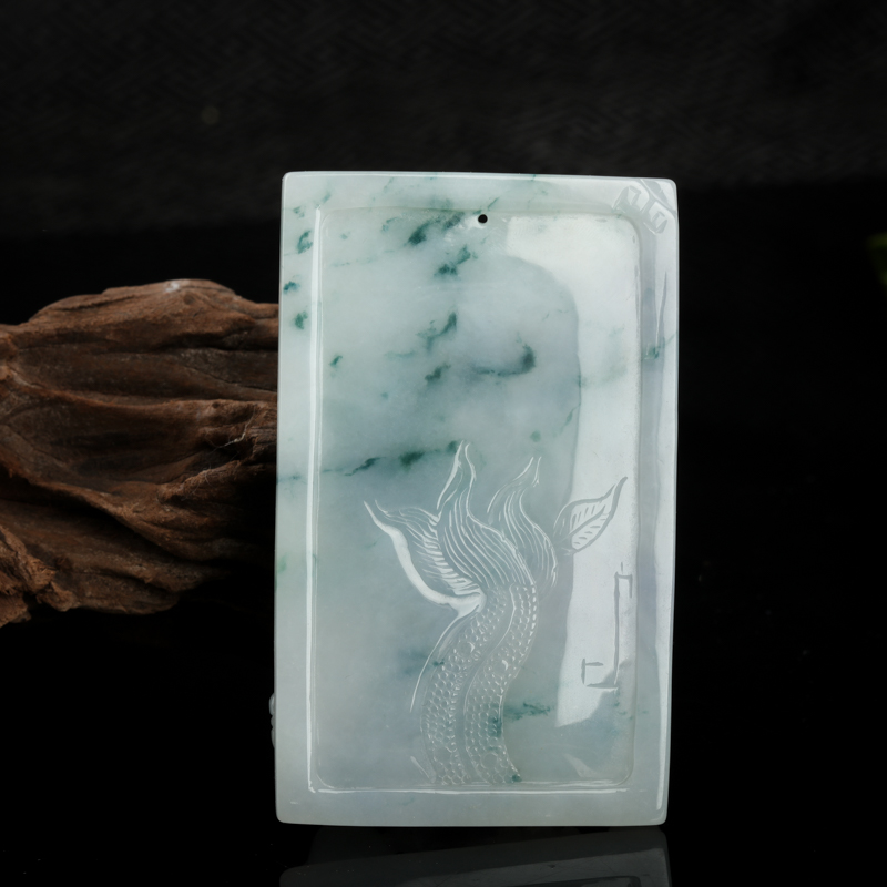 缅甸天然飘花翡翠龙牌吊坠-红掌柜