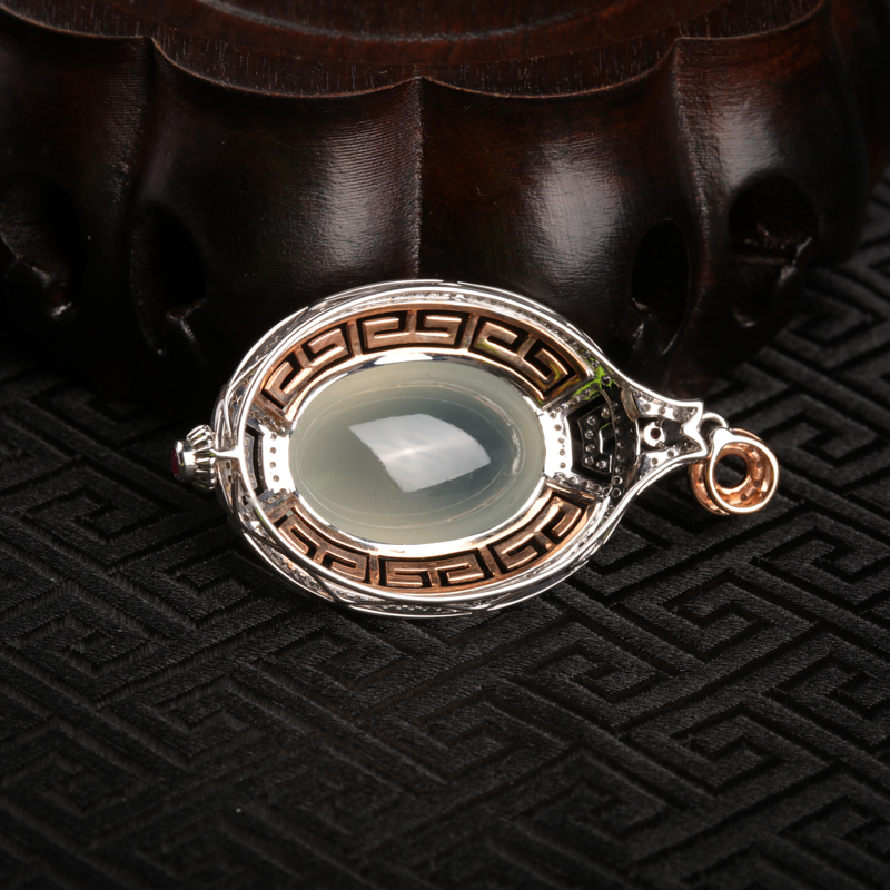 翡翠随形吊坠-红掌柜