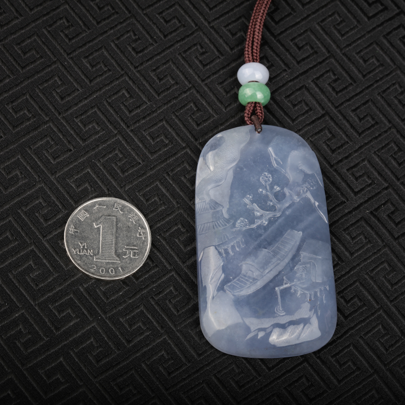 糯冰种浅紫色翡翠吊坠-红掌柜