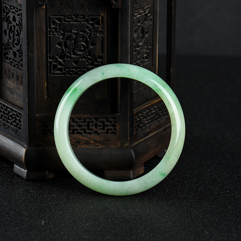 豆种飘翠翡翠手镯-红掌柜