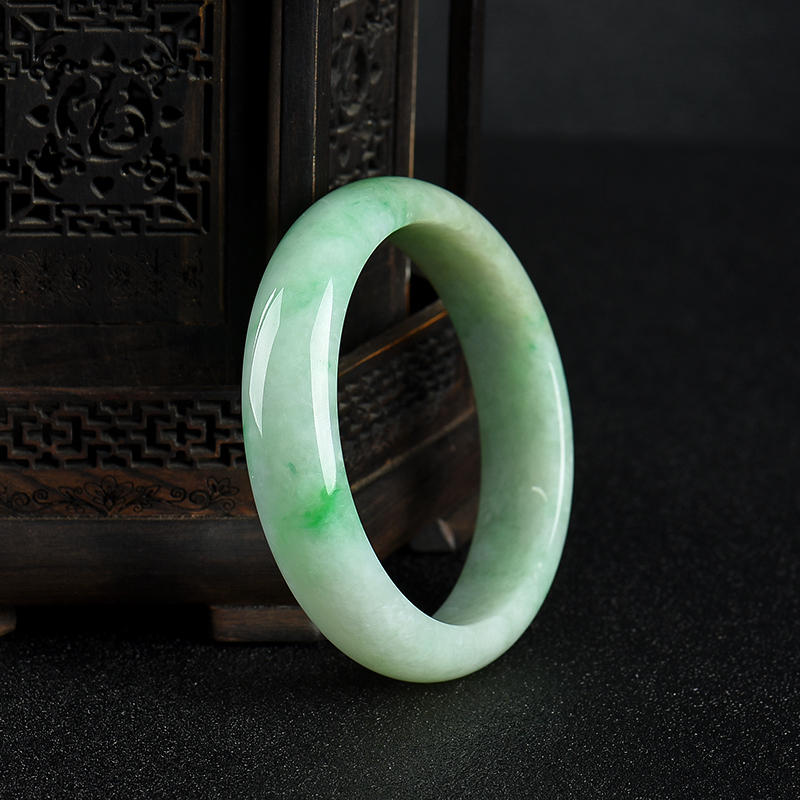 豆种飘翠翡翠手镯-红掌柜