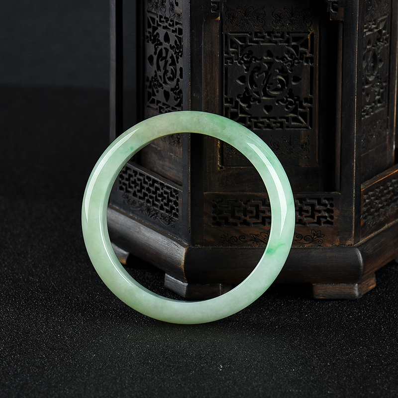 翡翠手镯-红掌柜