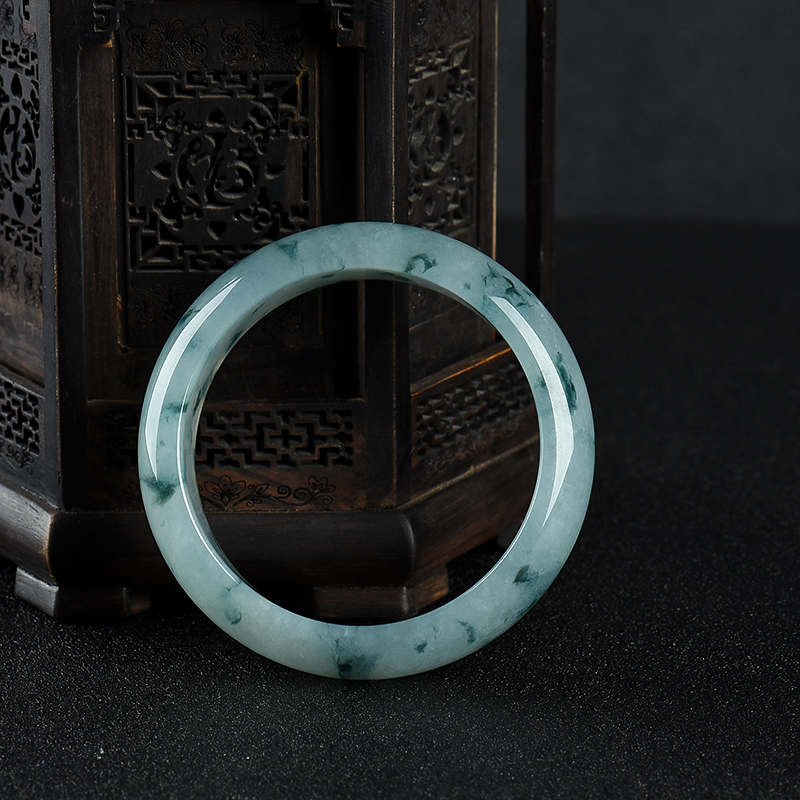 缅甸糯冰种飘花翡翠手镯-红掌柜