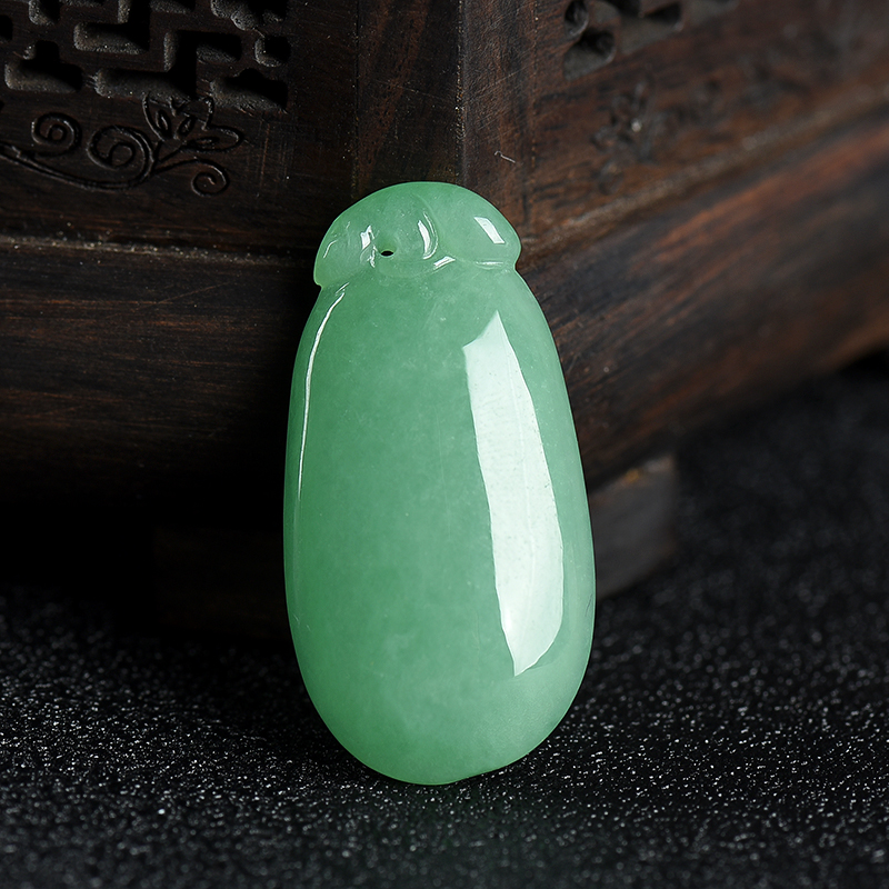 缅甸豆种翡翠福瓜吊坠-红掌柜