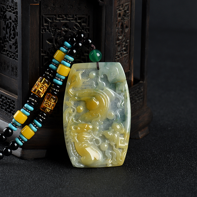 糯冰种俏色翡翠辰龙吊坠-红掌柜