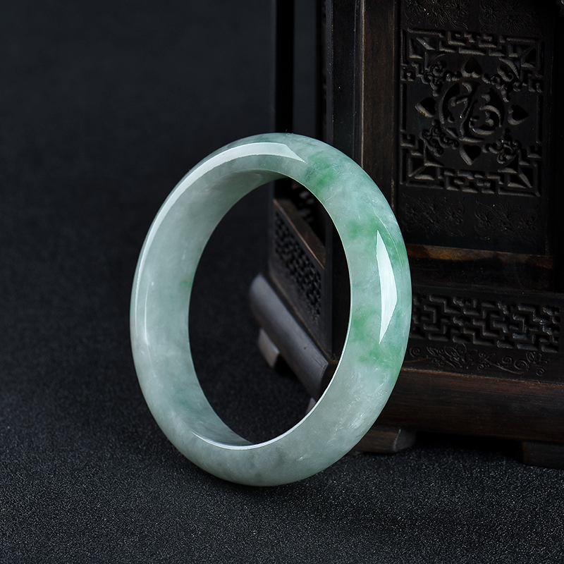 缅甸豆种飘翠翡翠手镯-红掌柜