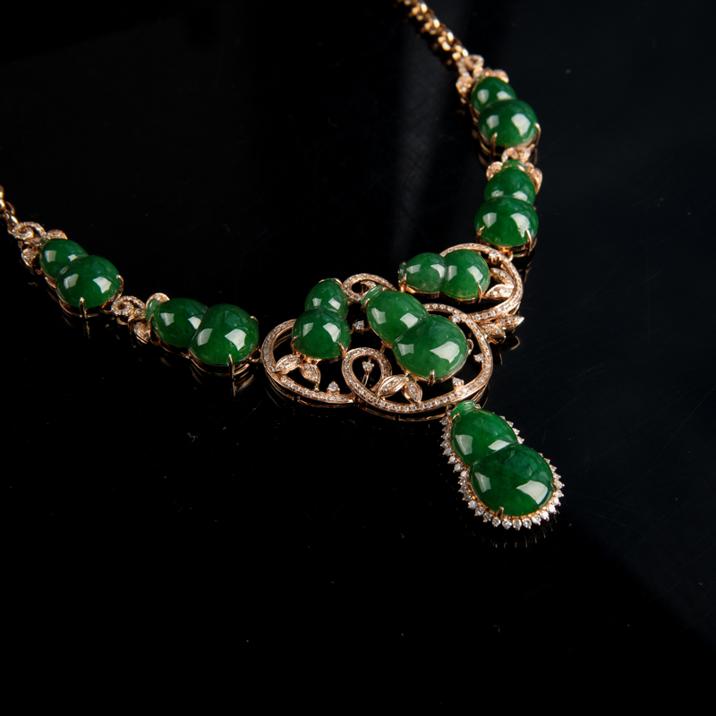 深绿翡翠葫芦项链-红掌柜