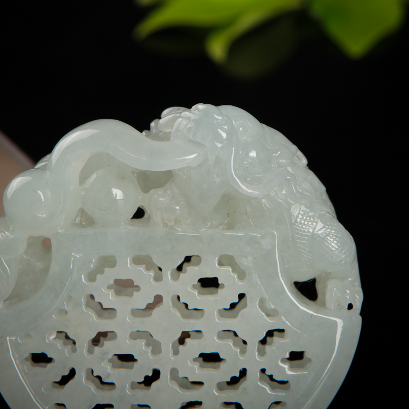 缅甸翡翠辰龙吊坠-红掌柜