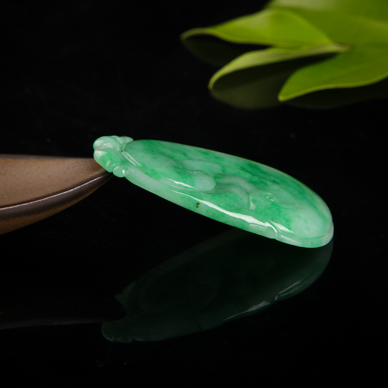 翡翠如意吊坠-红掌柜