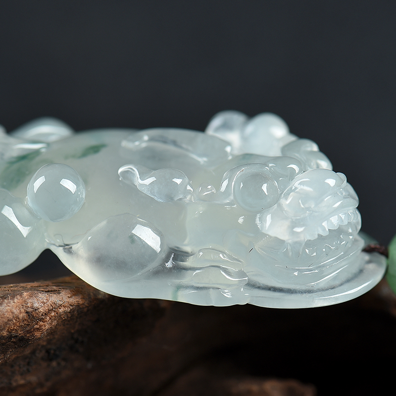 天然翡翠貔貅吊坠-红掌柜