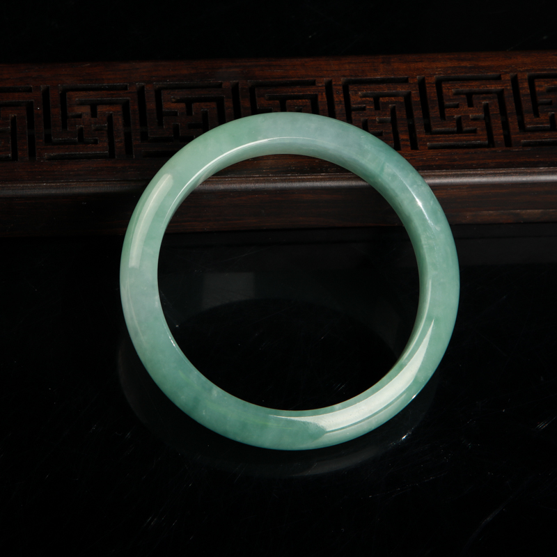 57.5mm豆种翡翠手镯-红掌柜