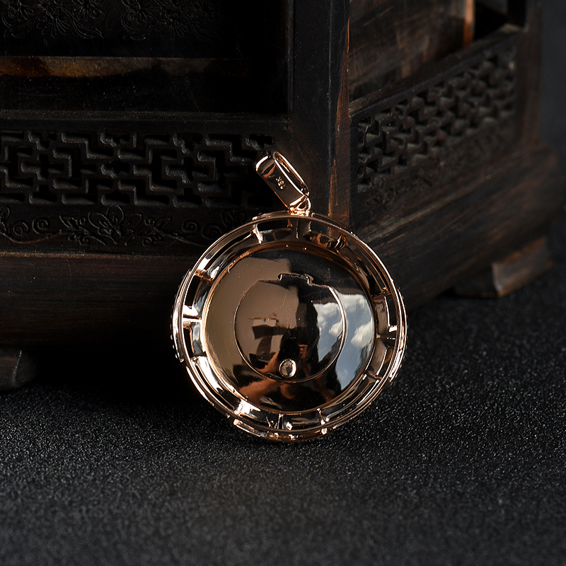 18k翠绿翡翠无事牌吊坠-红掌柜