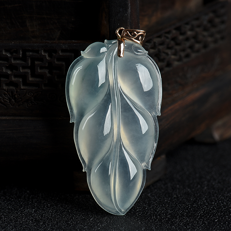 缅甸翡翠金枝玉叶吊坠-红掌柜