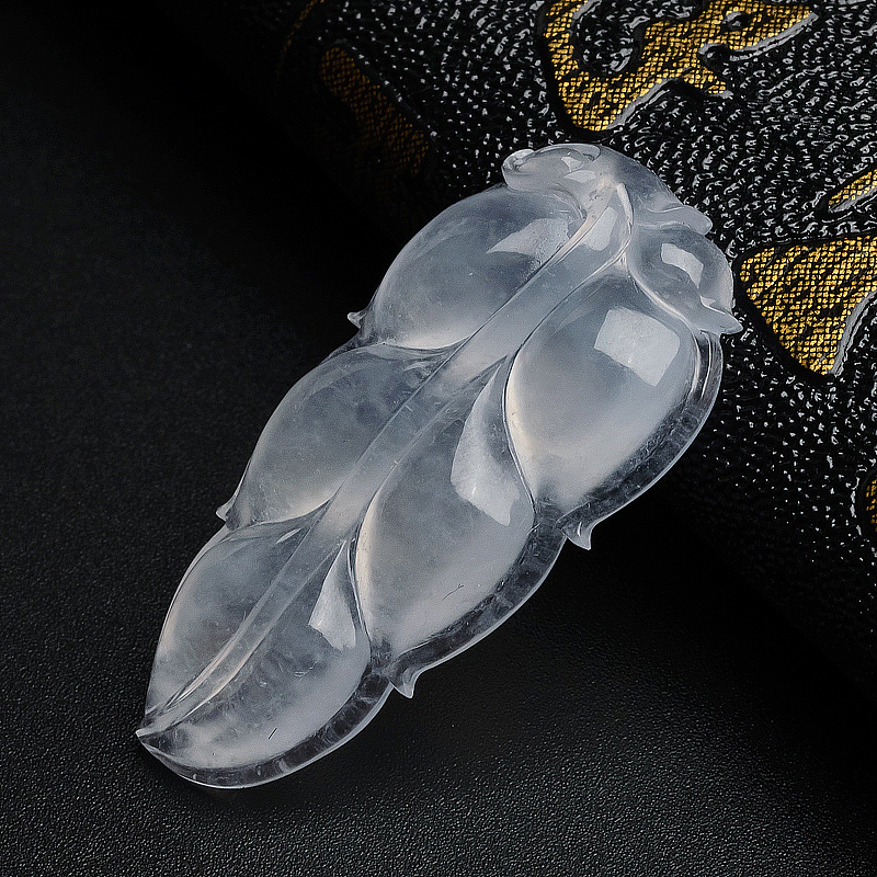 糯种飘翡翠福瓜吊坠-红掌柜