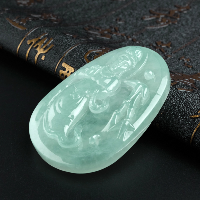 淡绿地翡翠观音吊坠-红掌柜