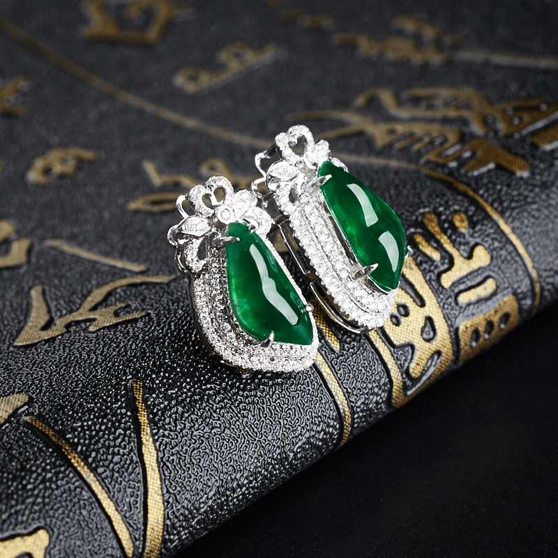 镶钻冰糯种翠色翡翠耳钉-红掌柜珠宝