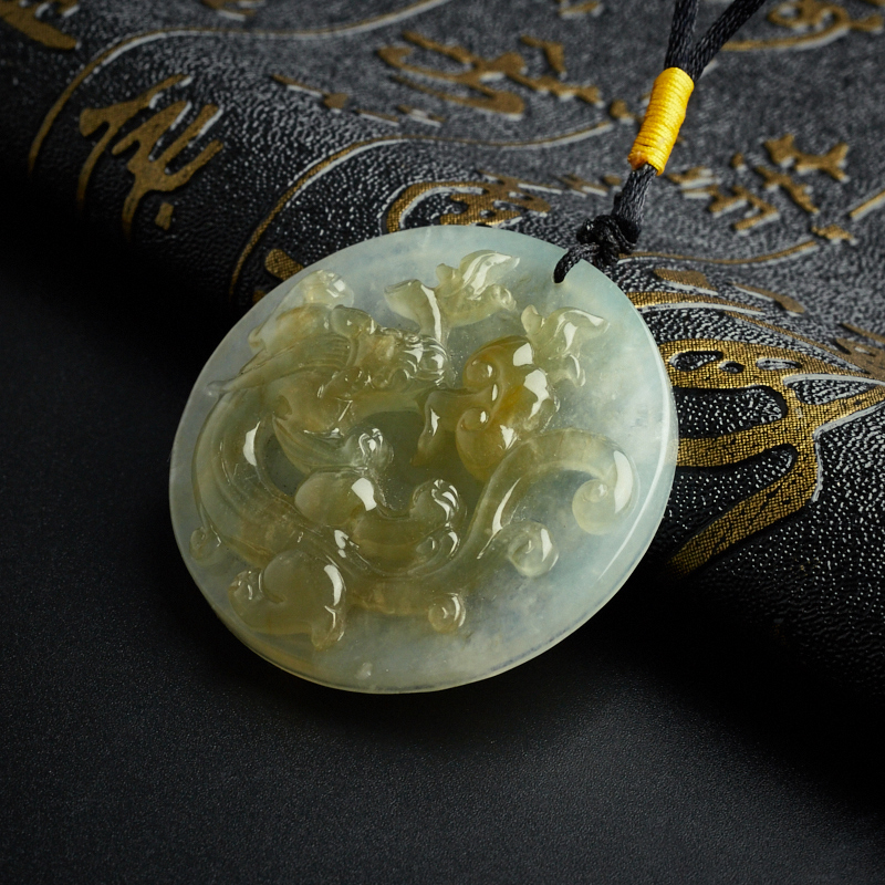 糯种淡绿飘黄翡翡翠汉龙吊坠-红掌柜