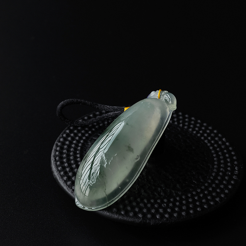 翡翠吊坠-红掌柜