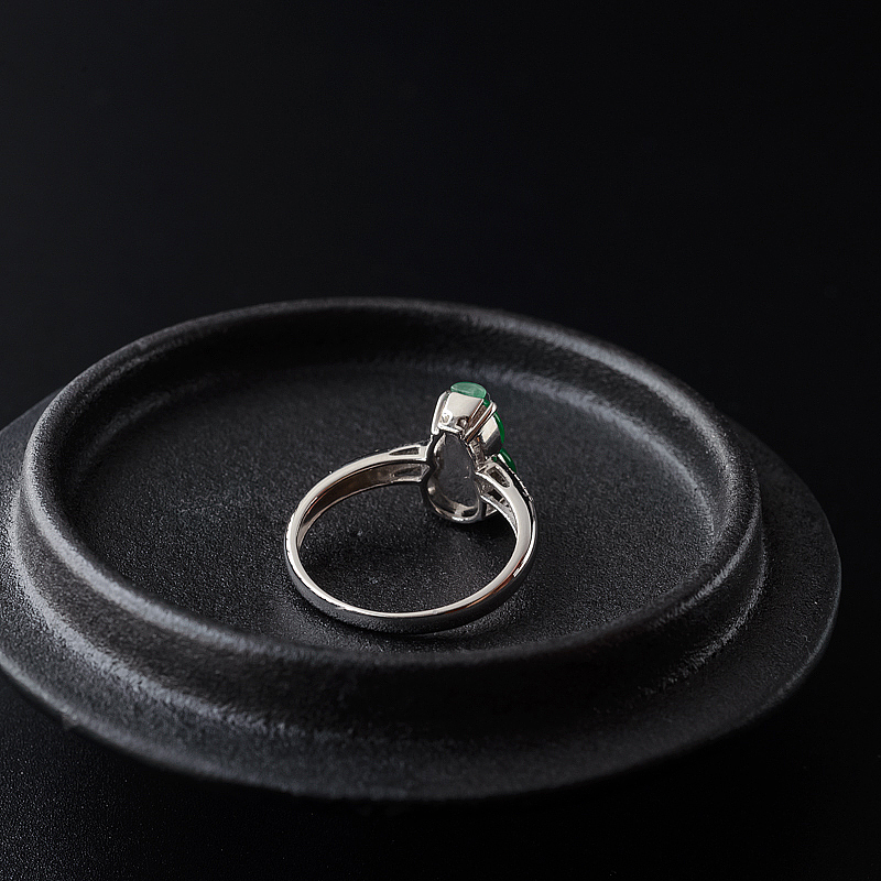 阳绿翡翠戒指-红掌柜