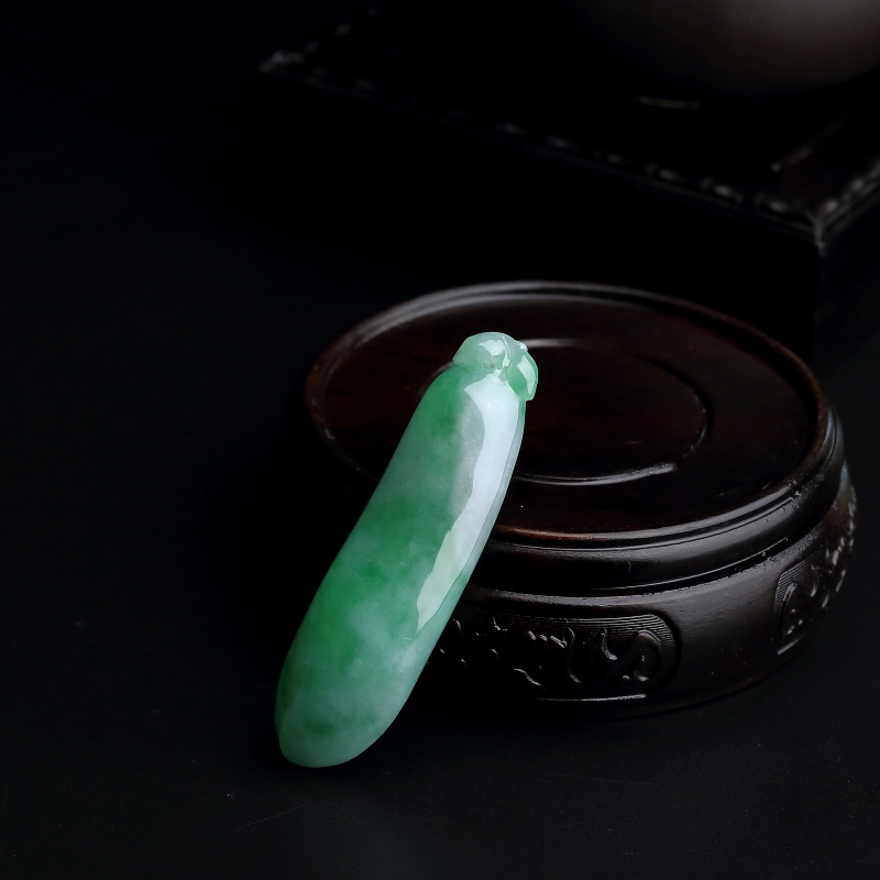 天然糯种飘绿翡翠福瓜吊坠 - 红掌柜