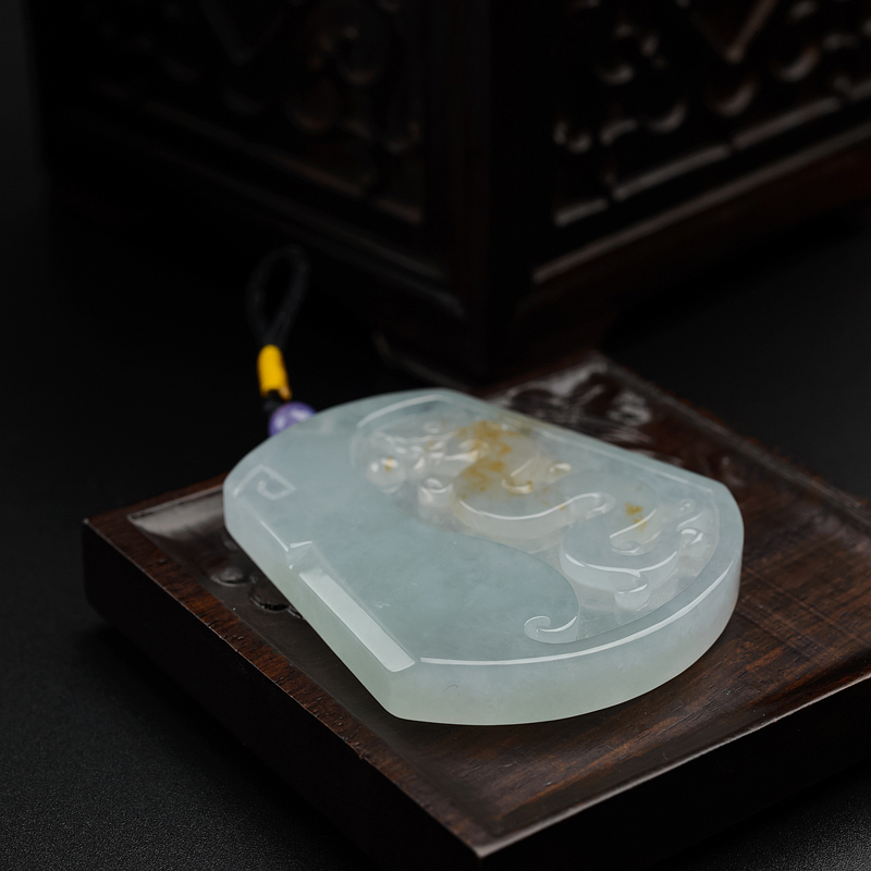 缅甸糯种浅翡翡翠古龙吊坠-红掌柜