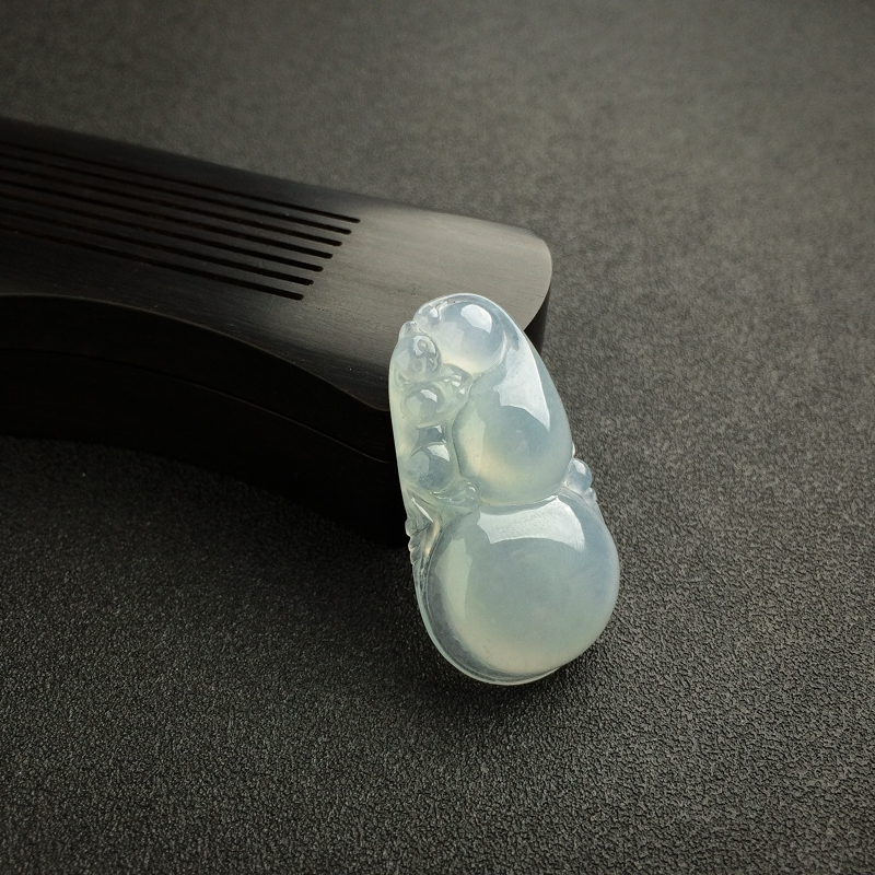 天然冰糯种浅绿翡翠葫芦吊坠 - 红掌柜