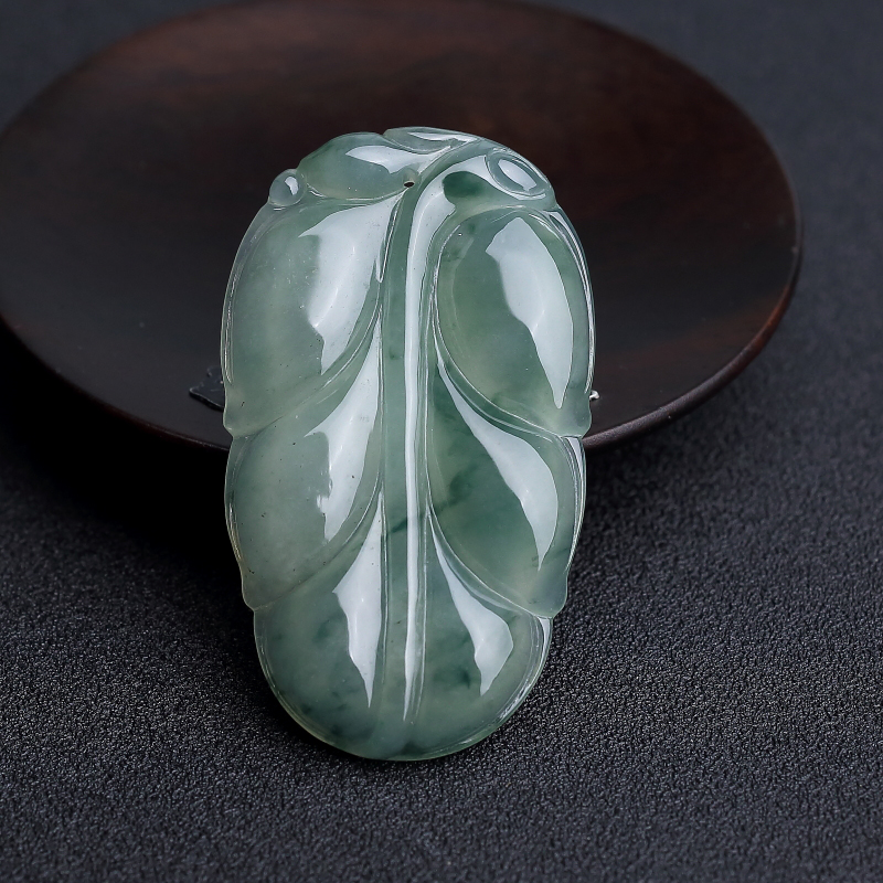 缅甸天然糯冰种飘花翡翠叶子吊坠-红掌柜
