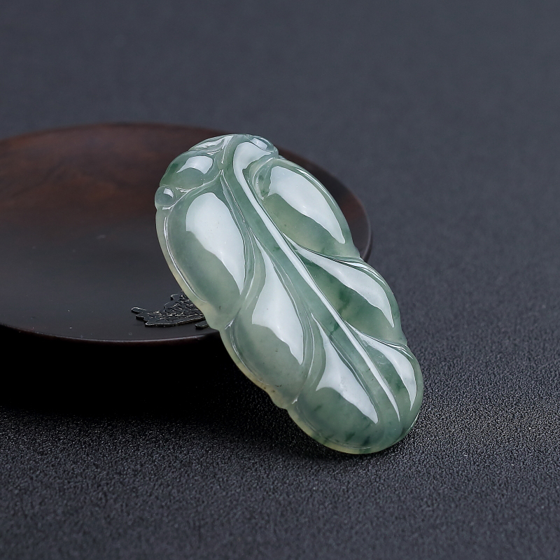 缅甸糯冰种飘花翡翠叶子吊坠-红掌柜