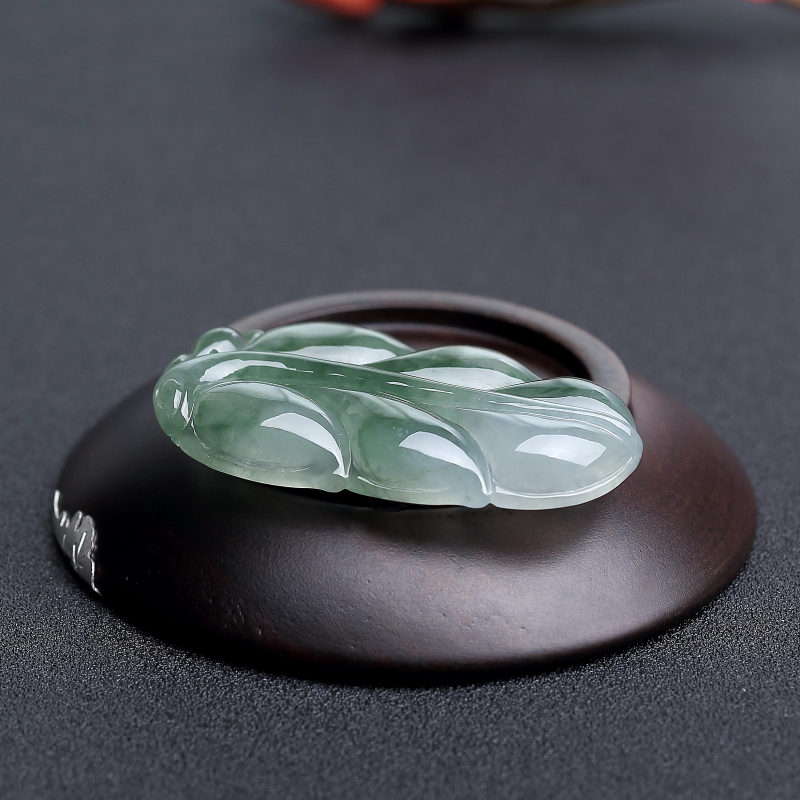 缅甸天然糯冰种飘花翡翠吊坠-红掌柜