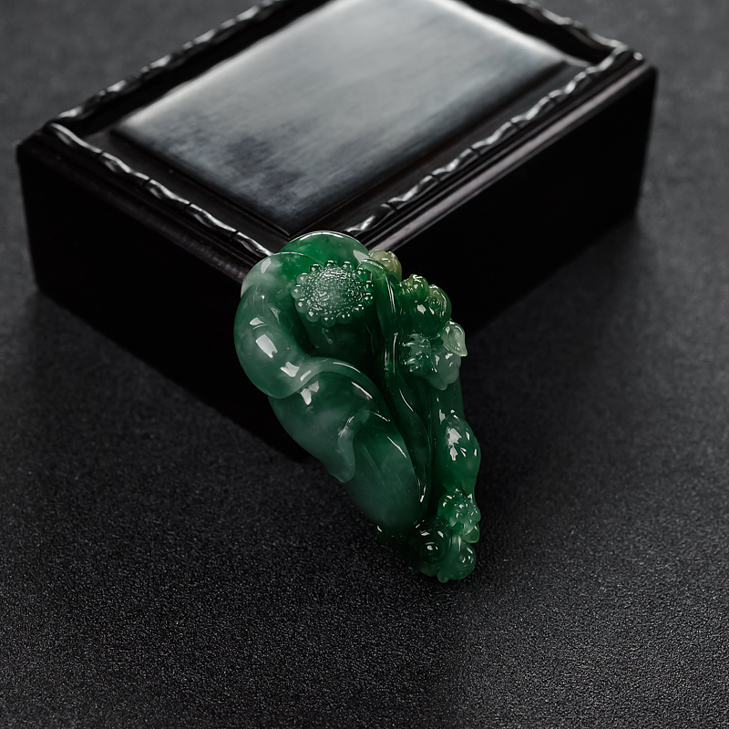 糯种翡翠牵牛花吊坠-红掌柜