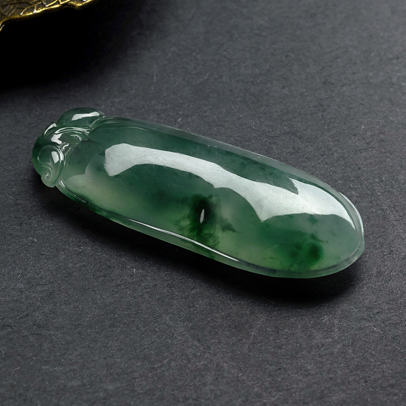 飘绿翡翠福瓜吊坠-红掌柜珠宝