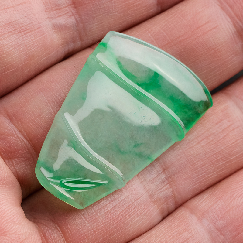 A货翡翠冰糯种飘绿竹节吊坠 - 红掌柜珠宝