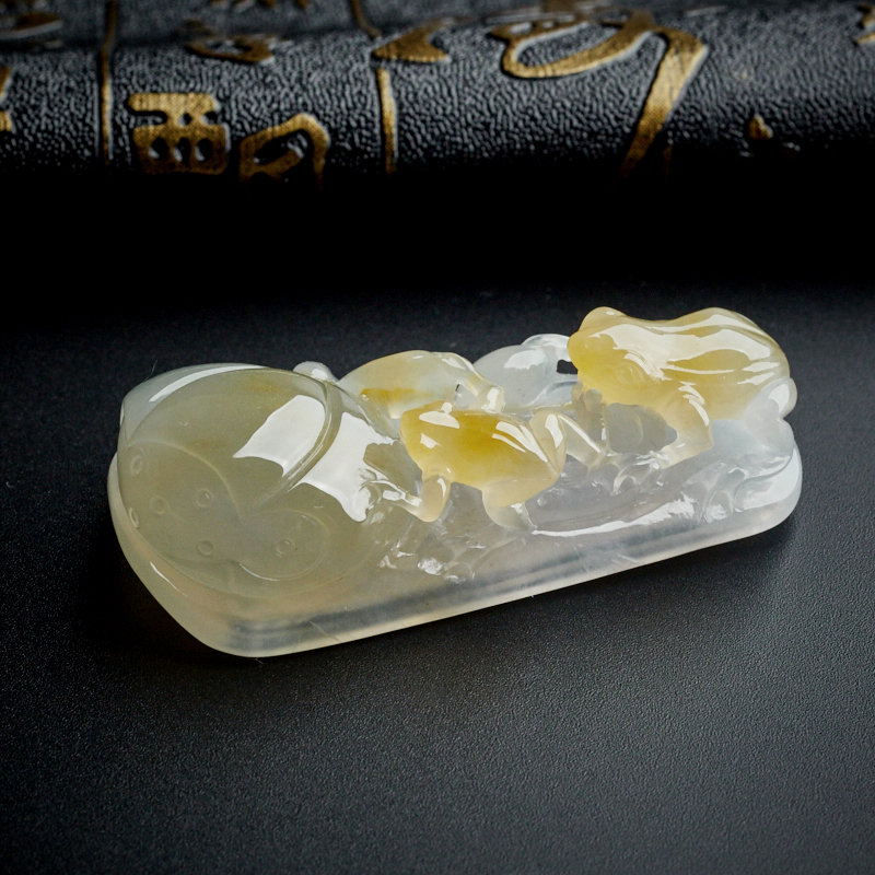 翡翠挂件-红掌柜珠宝