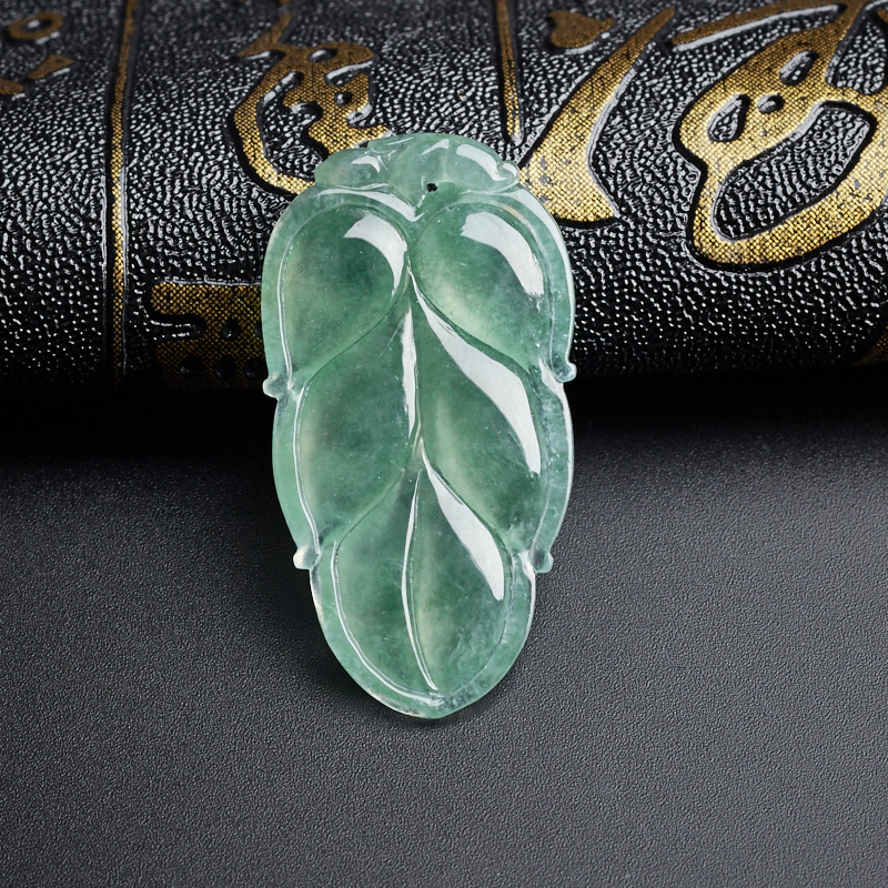 冰糯种晴水翡翠树叶吊坠 - 红掌柜