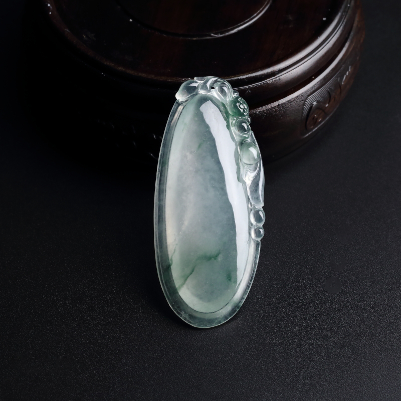 缅甸A货天然冰糯种飘绿翡翠福瓜吊坠 - 红掌柜