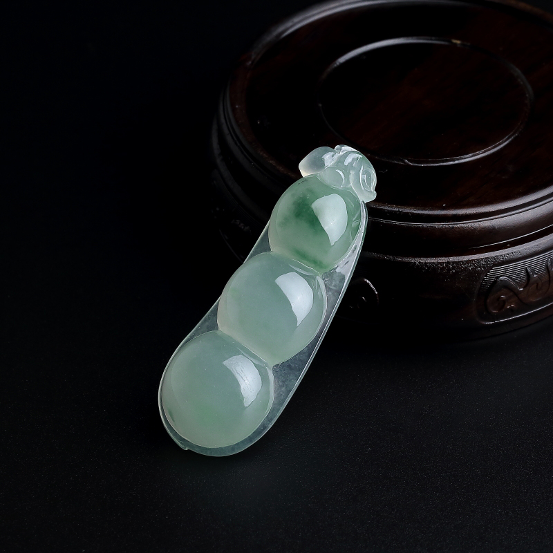 缅甸天然浅绿翡翠福豆吊坠-红掌柜