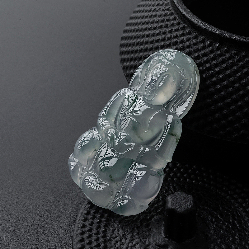 飘花翡翠观音吊坠-红掌柜