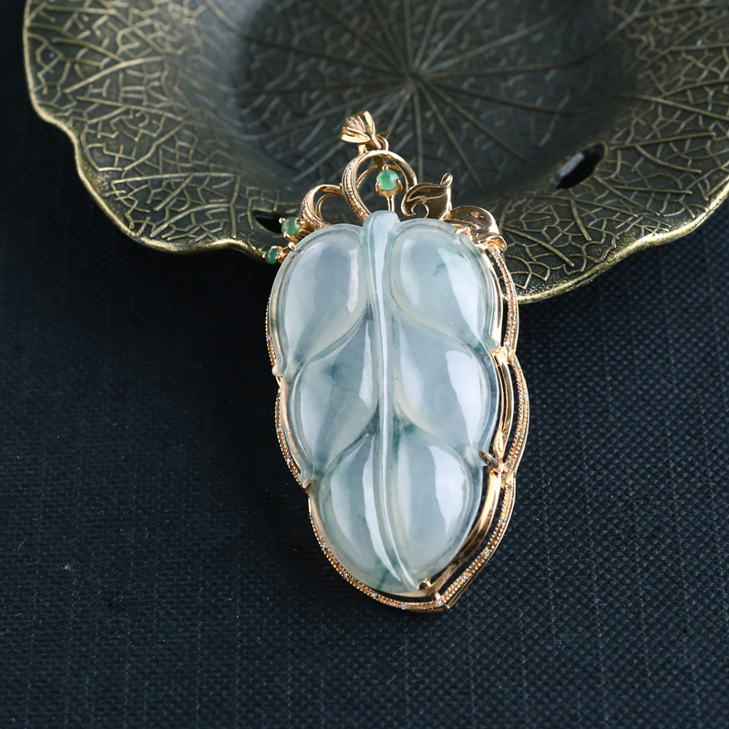 翡翠18K金叶子飘花吊坠-红掌柜珠宝