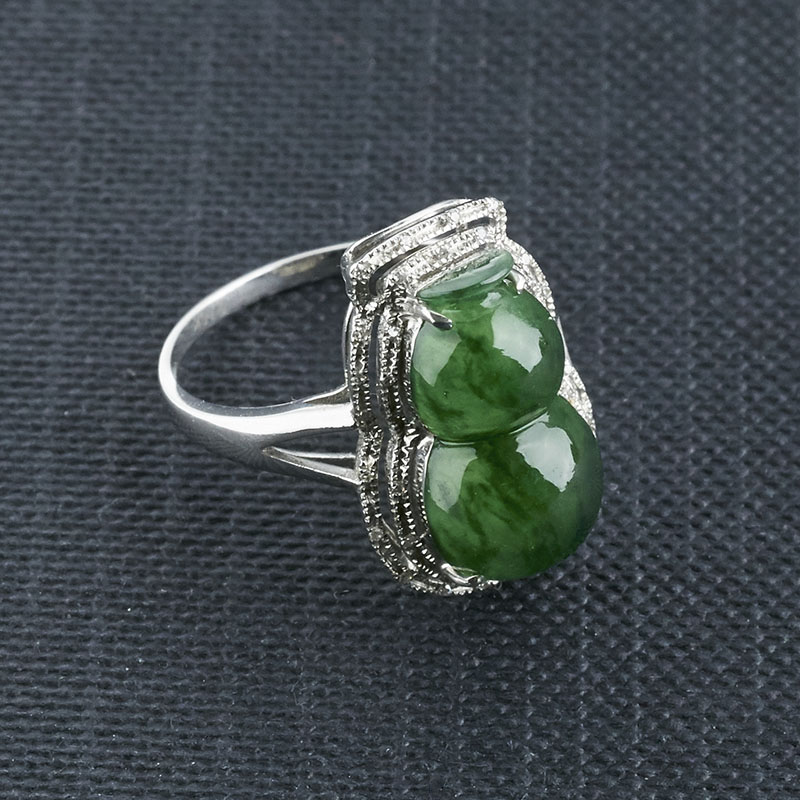 浓绿翡翠葫芦戒指-红掌柜珠宝