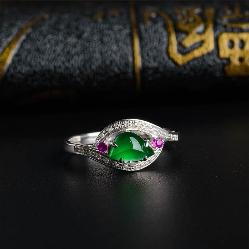 18k金镶钻翡翠满色随形戒指-红掌柜珠宝