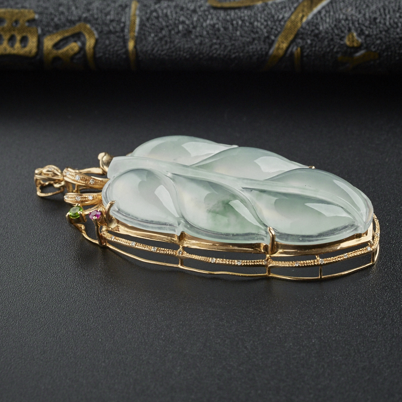 冰糯种飘花翡翠 - 红掌柜珠宝