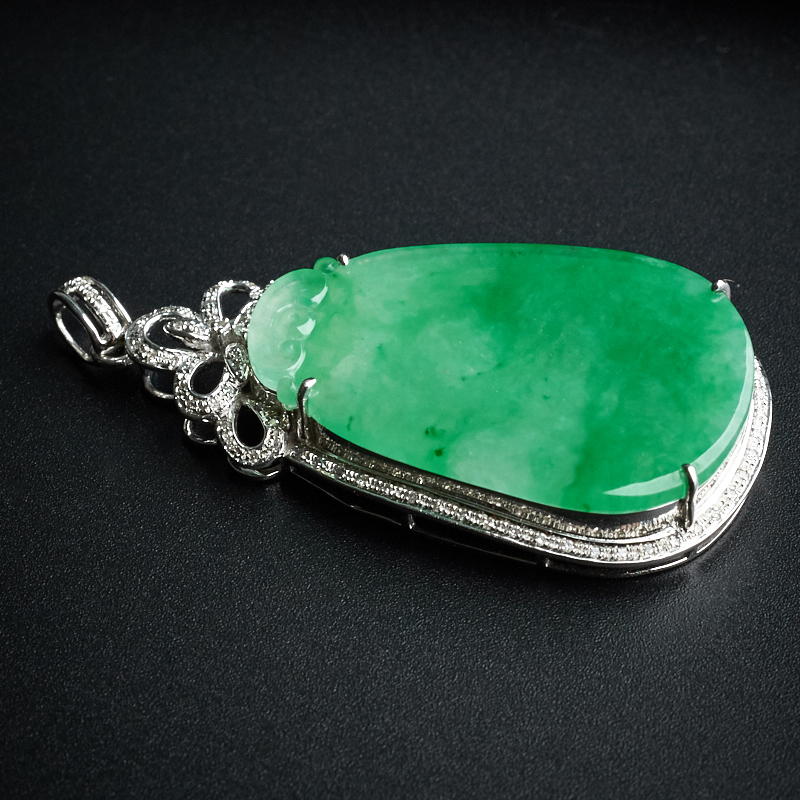 18K镶钻糯种阳绿仿古牌吊坠-红掌柜珠宝