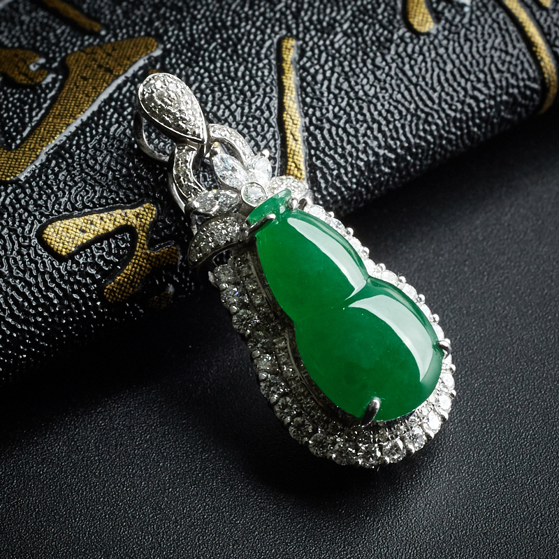 18K金镶钻糯种翠色翡翠葫芦吊坠-红掌柜珠宝