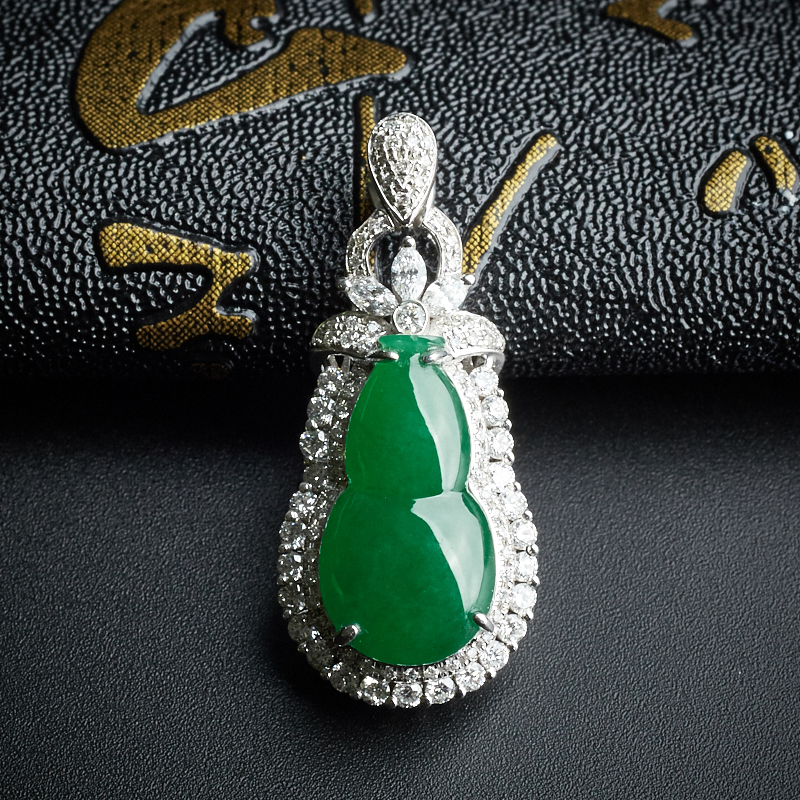 糯种翠色翡翠葫芦吊坠-红掌柜珠宝